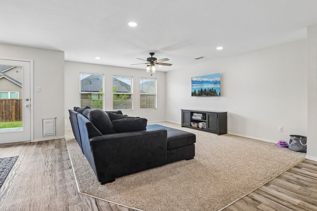 2020 Sun Star Drive, Haslet, TX 76052