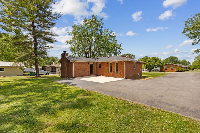 128 Bel Aire Dr, Winchester, TN 37398