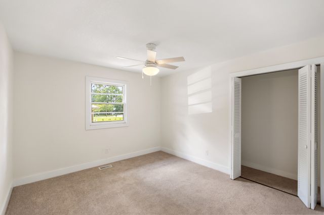 128 Bel Aire Dr, Winchester, TN 37398