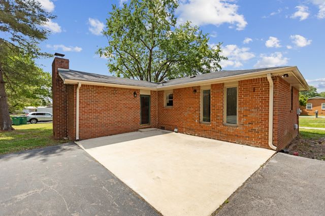 128 Bel Aire Dr, Winchester, TN 37398