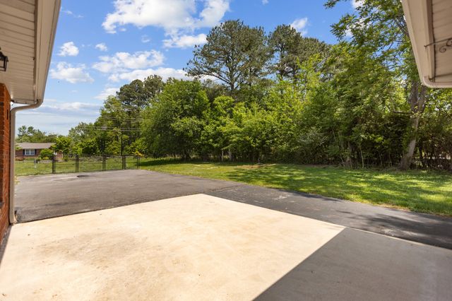 128 Bel Aire Dr, Winchester, TN 37398