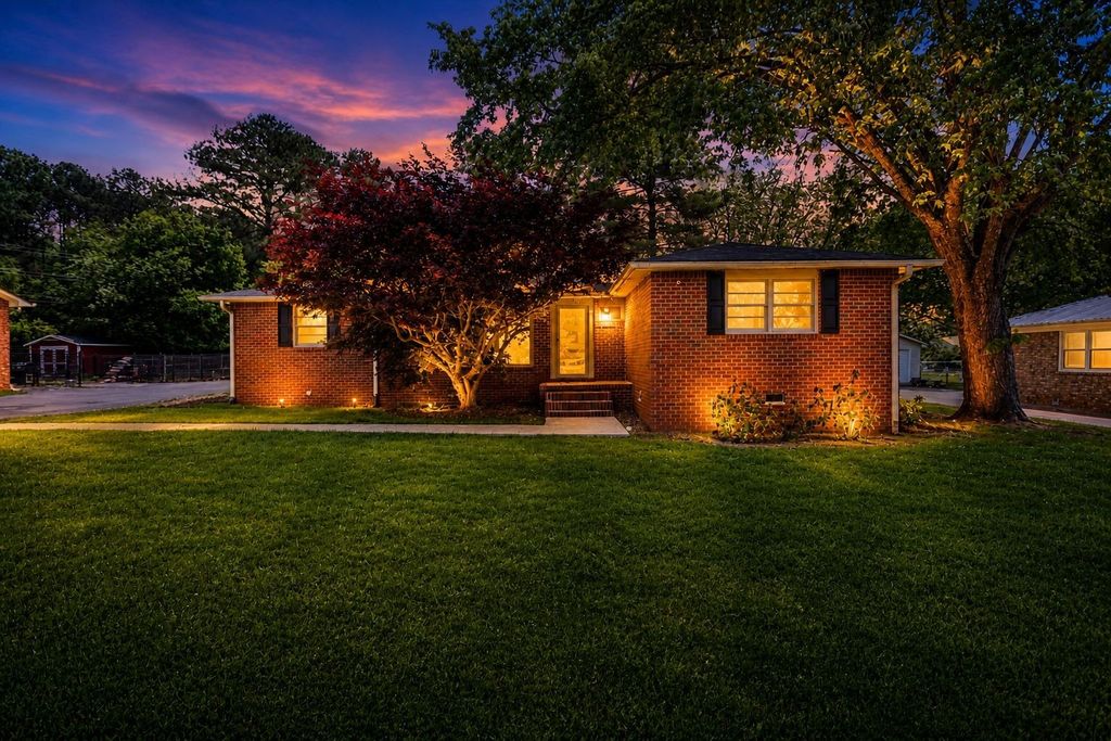 128 Bel Aire Dr, Winchester, TN 37398