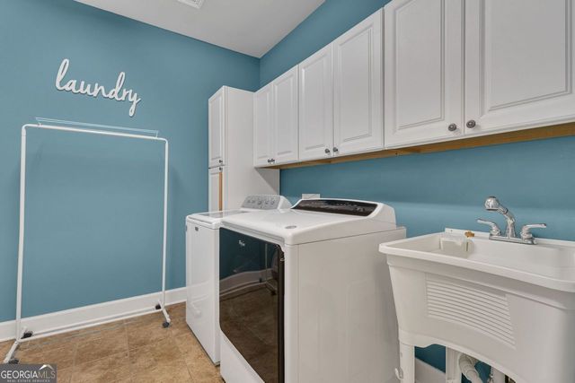 306 Whispering Pines Way, Griffin, GA 30223