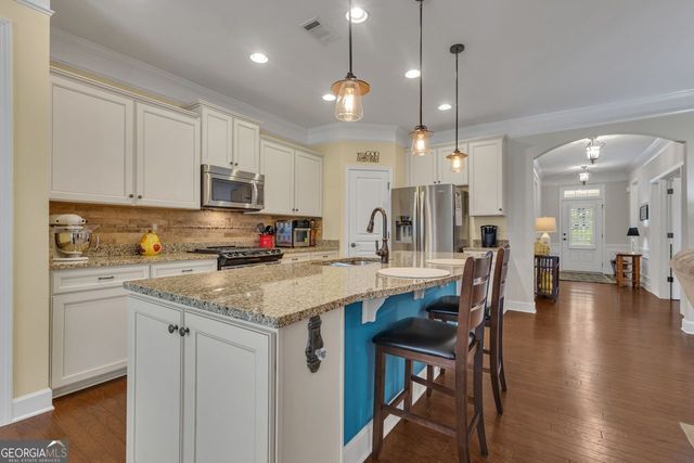 306 Whispering Pines Way, Griffin, GA 30223