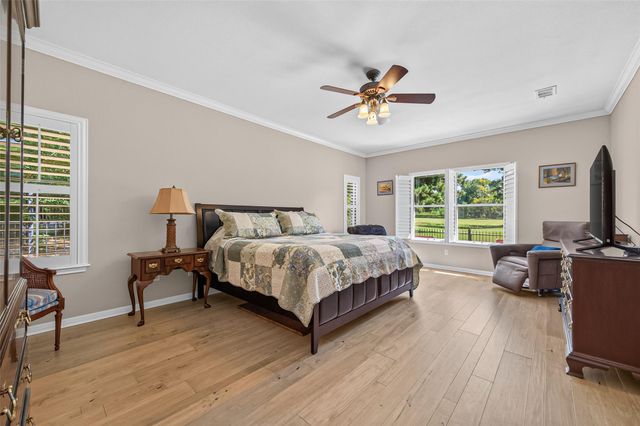 8 Alba Road, Montgomery, TX 77356
