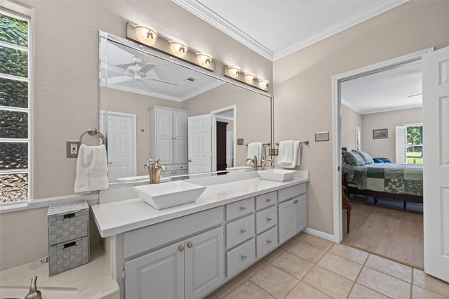8 Alba Road, Montgomery, TX 77356