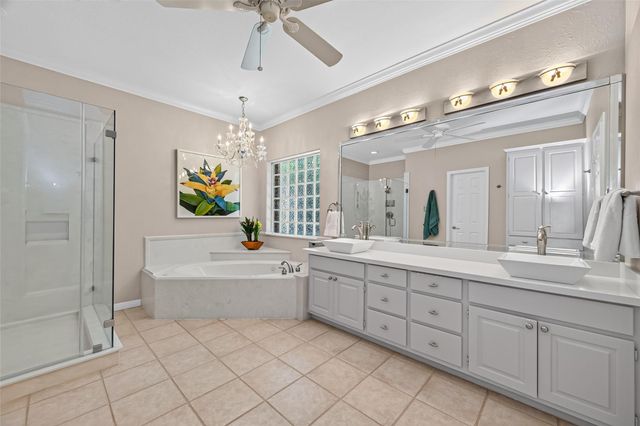 8 Alba Road, Montgomery, TX 77356