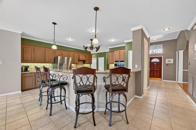 8 Alba Road, Montgomery, TX 77356