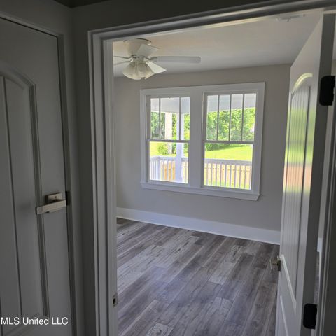 246 Bohn Street, Biloxi, MS 39530