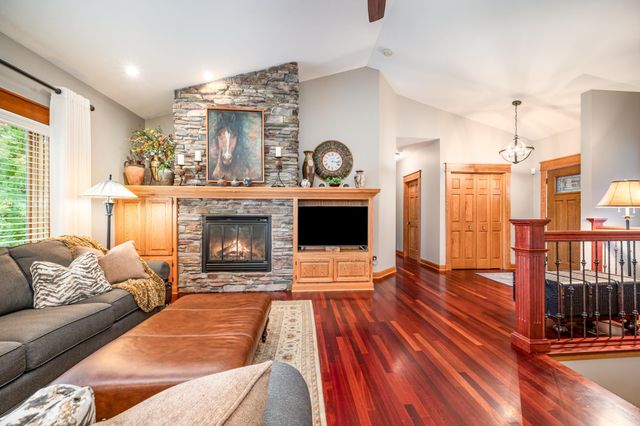 14951 Furman Street NE, Columbus, MN 55025