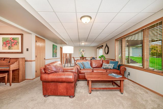 14951 Furman Street NE, Columbus, MN 55025