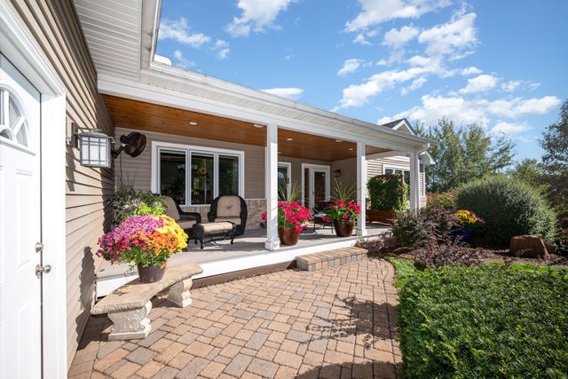 14951 Furman Street NE, Columbus, MN 55025