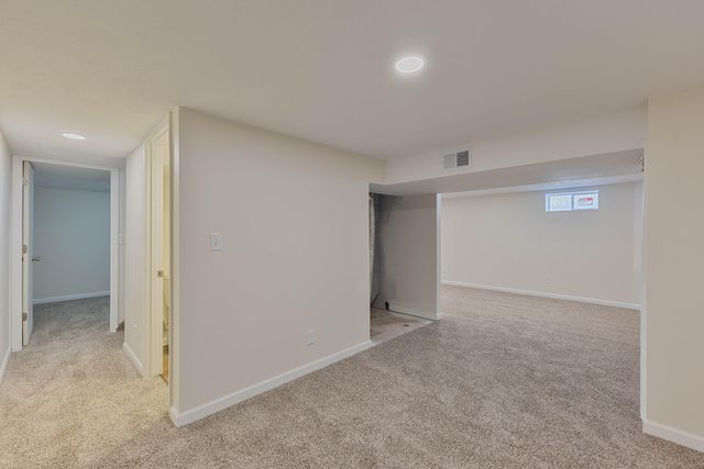 35 OPAL Drive, Council Bluffs, IA 51503