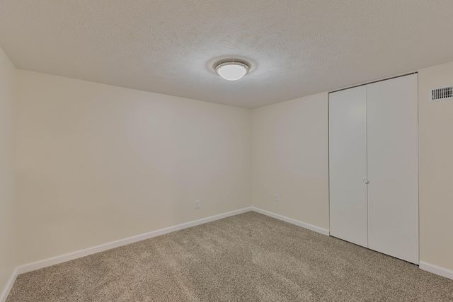 35 OPAL Drive, Council Bluffs, IA 51503