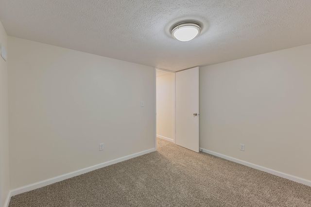 35 OPAL Drive, Council Bluffs, IA 51503