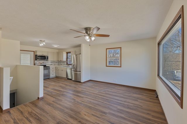 35 OPAL Drive, Council Bluffs, IA 51503