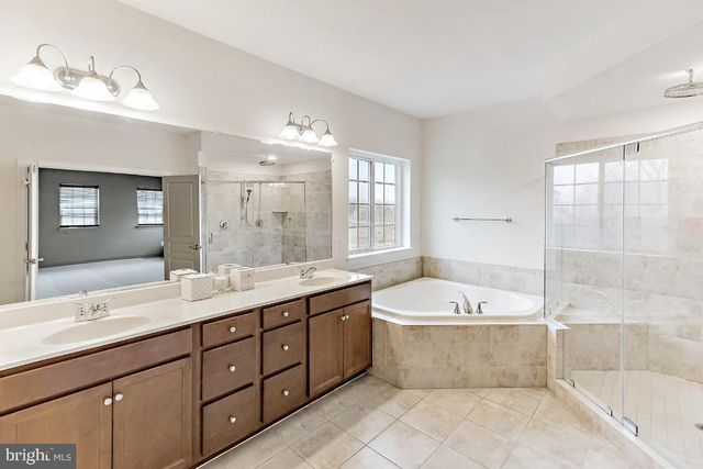 5005 KENNINGTON CT, Upper Marlboro, MD 20772