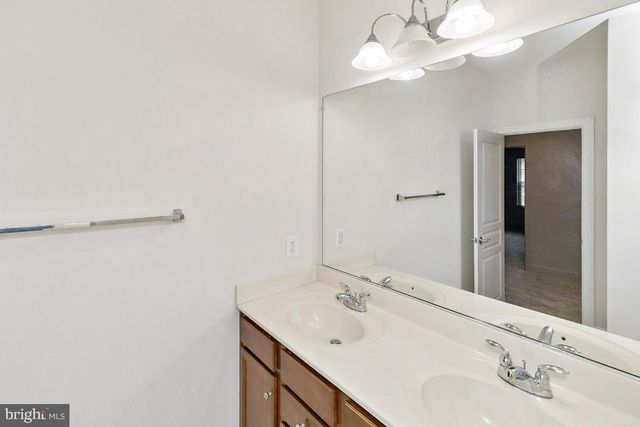 5005 KENNINGTON CT, Upper Marlboro, MD 20772