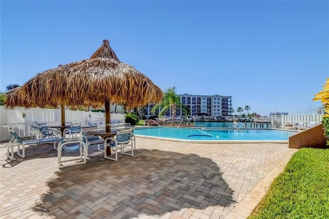 255 DOLPHIN PT POINT 603, Clearwater Beach, FL 33767