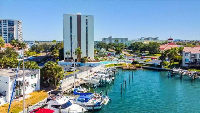 255 DOLPHIN PT POINT 603, Clearwater Beach, FL 33767