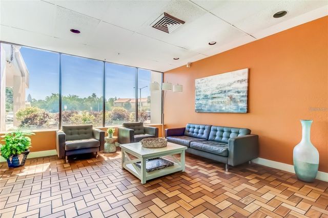 255 DOLPHIN PT POINT 603, Clearwater Beach, FL 33767