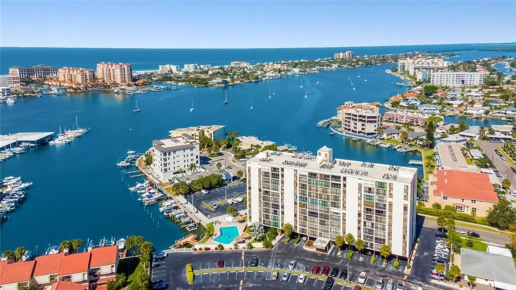 255 DOLPHIN PT POINT 603, Clearwater Beach, FL 33767