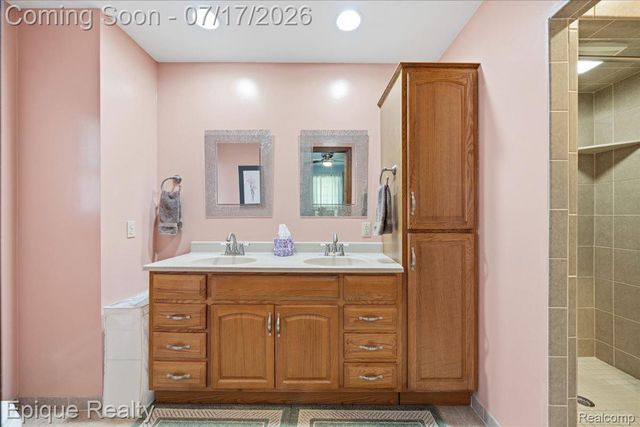 555 E Square Lake Road, Troy, MI 48085