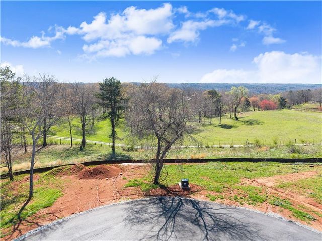 19 White Oak Court, Cleveland, GA 30528