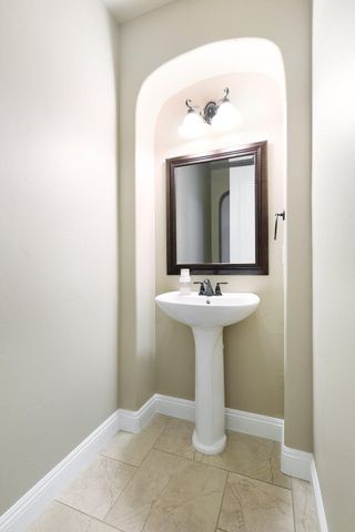 20284 Domaine Place, Anderson, CA 96007