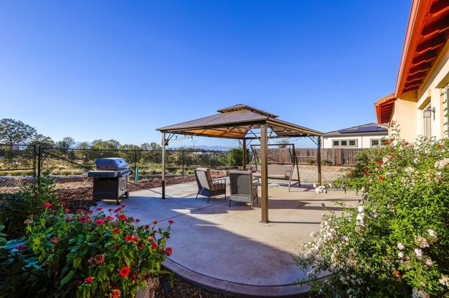 20284 Domaine Place, Anderson, CA 96007