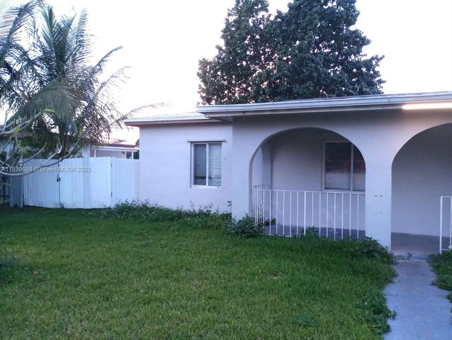 14760 Tyler St, Miami, FL 33176