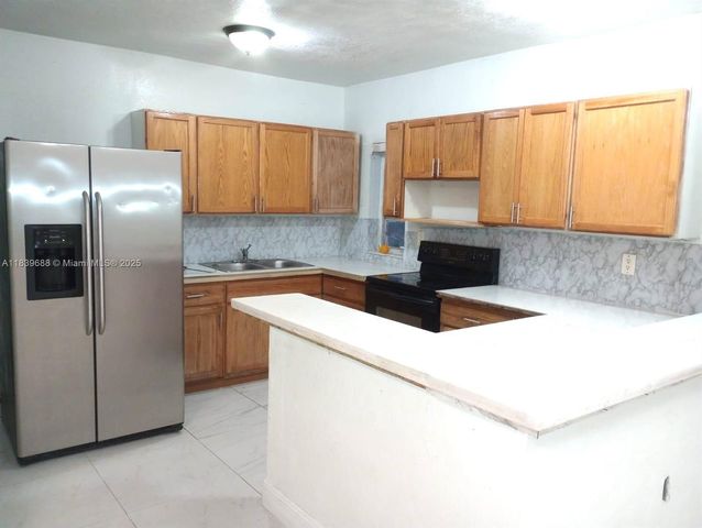 14760 Tyler St, Miami, FL 33176