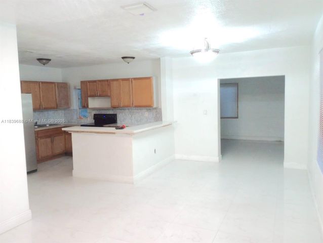 14760 Tyler St, Miami, FL 33176