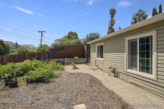1157 Via Loma Vista, El Cajon, CA 92019