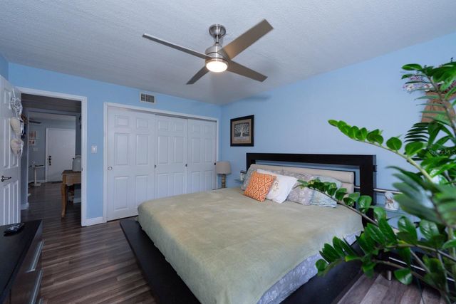 2433 NE 7TH STREET 2, Ocala, FL 34470