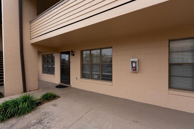 2433 NE 7TH STREET 2, Ocala, FL 34470