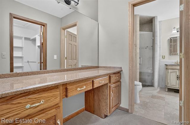 871 Stanford Court, Rochester Hills, MI 48309