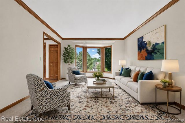871 Stanford Court, Rochester Hills, MI 48309