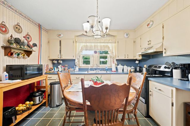 613 Elizabeth St., Georgetown, SC 29440