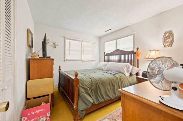 613 Elizabeth St., Georgetown, SC 29440