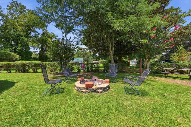 613 Elizabeth St., Georgetown, SC 29440