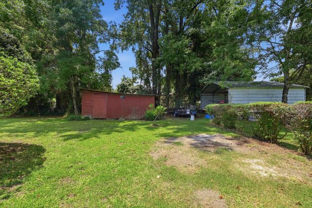 613 Elizabeth St., Georgetown, SC 29440
