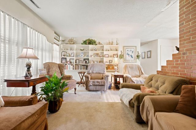 613 Elizabeth St., Georgetown, SC 29440
