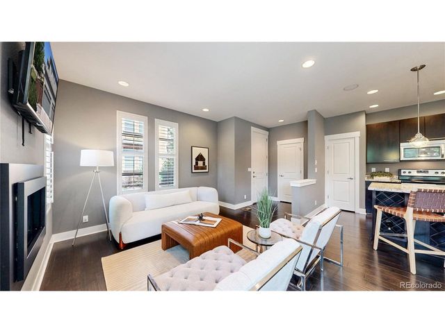 536 S Vance Ct, Lakewood, CO 80226