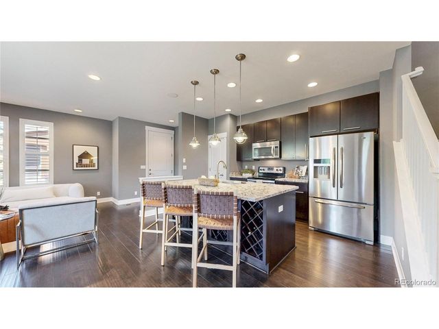 536 S Vance Ct, Lakewood, CO 80226