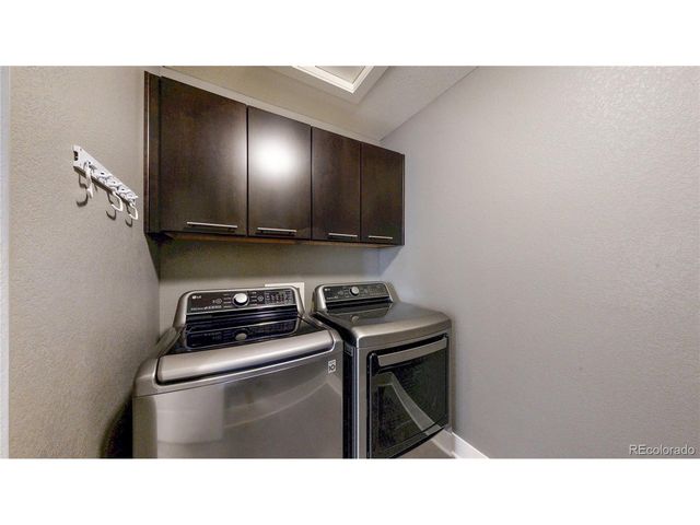 536 S Vance Ct, Lakewood, CO 80226