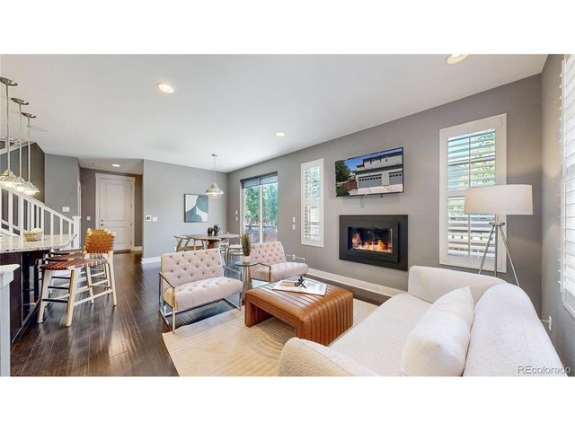 536 S Vance Ct, Lakewood, CO 80226