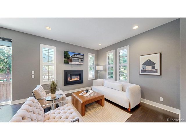 536 S Vance Ct, Lakewood, CO 80226