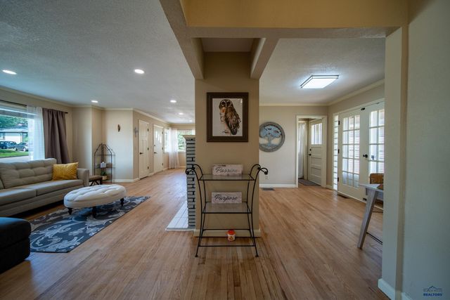 814 ST FRANCIS, Rapid City, SD 57701