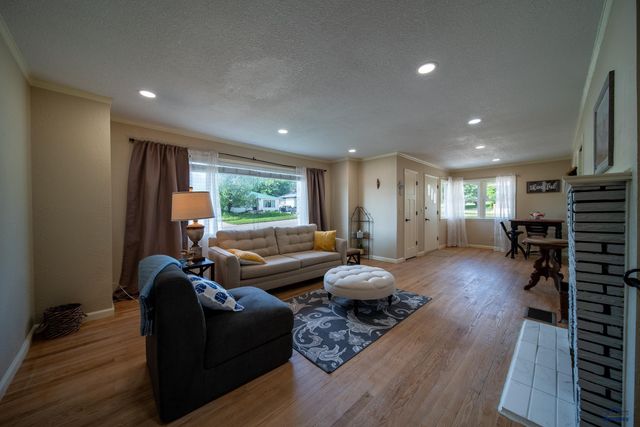 814 ST FRANCIS, Rapid City, SD 57701